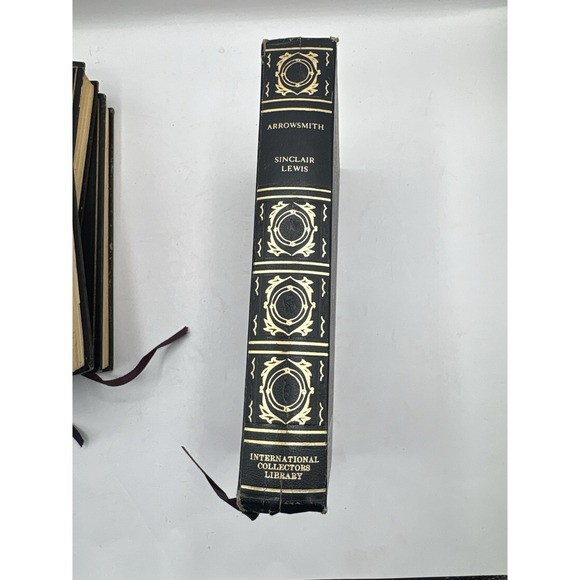 Decorative Vtg Book Set Faux Leather Dark Academia Navy Gold International Coll. - Picture 16 of 16